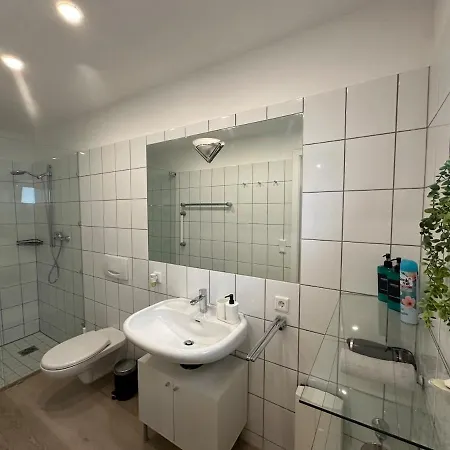 Modernes Stadt Fuer 4 Personen In Mg Apartment *