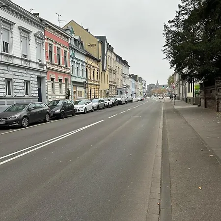 Apartment Modernes Stadt Fuer 4 Personen In Mg *