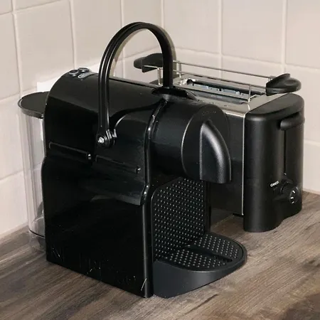 Modernes Stadt-apartment In Mg