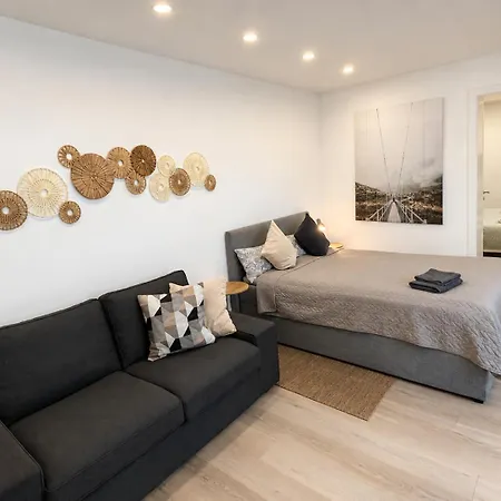 Modernes Stadt-apartment *
