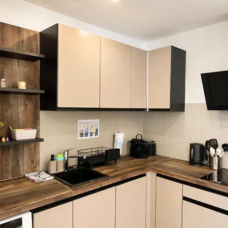 Modernes Stadt-apartment *